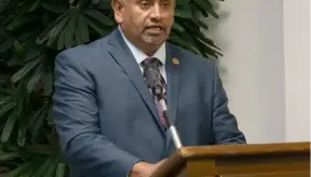 Presenta diputado informe legislativo