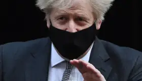 Reino Unido liga nueva cepa de covid con mayor mortalidad