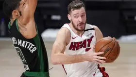 Multan con 50 mil dólares a Leonard por insulto