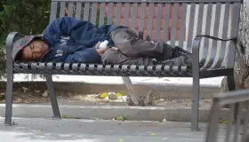 Piden regresar dignidad a indigentes