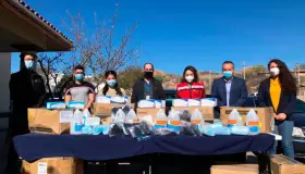 Entrega AMS donativo anticovid