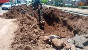 Colapsa línea principal de agua en la Ruiz Cortines