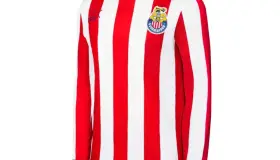 Chivas estrena playera de edición limitada