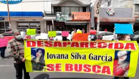 Madre desesperada busca a su hija