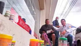 Comprometido Infantópulos con el agua, seguridad y deportes