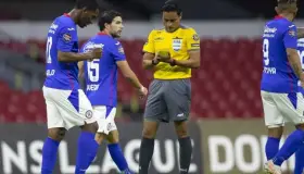 ‘Este triunfo va para ti’, de Cruz Azul a fan que murió en el Metro