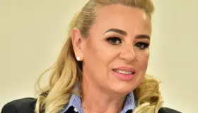 Presenta María Isabel Batriz denuncia ante la FGJE