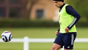 Raúl Jiménez aún no es tomado en cuenta