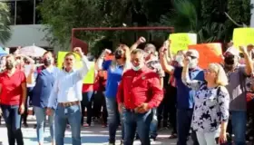 Exigen madres trabajadoras abran guarderías del IMSS