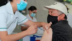 Reiniciará vacunación hasta próxima semana