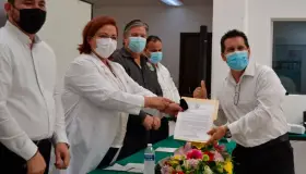 Entrega IMSS reconocimiento al mérito laboral en Sonora