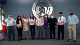 Realizan estudiantes estudio para prevenir delitos intrafamiliares