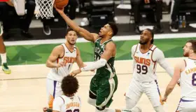 Giannis resucita a los Bucks en las Finales de la NBA