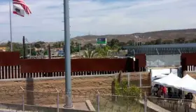 Confía México en pronta reapertura de la frontera con EU