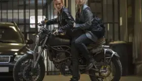 'Viuda Negra' supera los 215 millones de dólares en todo el mundo