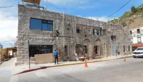 Rescatan identidad de edificio municipal