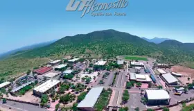 Gradúan más de 700 profesionistas de UTH