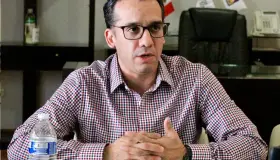 Orienta DIF a adultos mayores