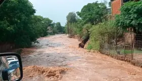 Suman seis personas arrastradas por arroyos, no hay muertos: GS