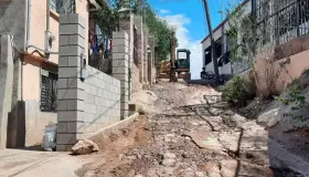 AVANZA LA PAVIMENTACIÓN EN LA COLONIA 5 DE MAYO