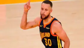 Curry se queda en Golden State, Carmelo emigra a Los Ángeles