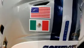 Isaac Alarcón estrenaría casco con bandera de México ante Acereros