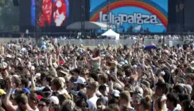 Vinculan 203 casos de Covid al festival Lollapalooza