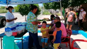 Activa IMSS módulos para vacunación infantil