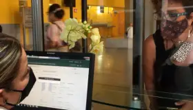 Refuerza IMSS buen trato e información a familiares de pacientes con Covid-19