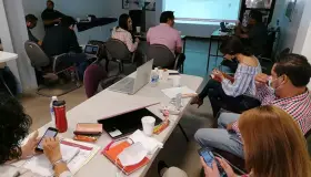 Concluye exposición ante Comisión Mixta de transición