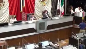 Presentan agenda legislativa en primera sesión ordinaria
