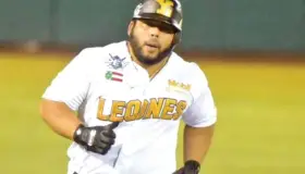 Leones prepara la escoba; blanquea a Toros