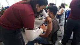 Coahuila, primer estado en vacunar contra covid a menores de edad