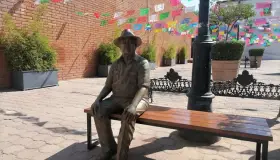 Rinden tributo a Don Óscar Monroy