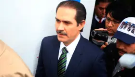 Dictan formal prisión a exfuncionarios