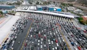 Frontera con EU se abre el 8 de noviembre: Ebrard