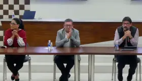 Dialogan con empresarios de Nogales