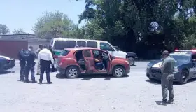 Dan 12 años de cárcel a sujeto por llevar migrantes en su camioneta