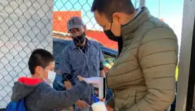 Supervisan regidores protocolos de salud en escuelas de Nogales