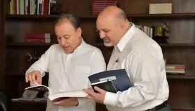 Trabajan para reabrir frontera