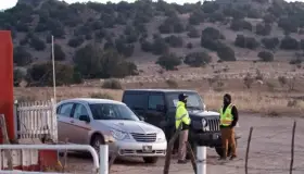 ¿Por qué una pistola de utilería mató a directora de fotografía en caso Alec Baldwin?