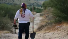 Localizan con vida a integrante de MBS