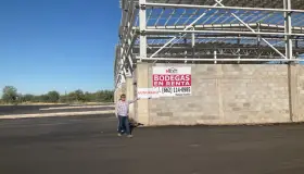 Clausuran construcción ilegal de nave industrial